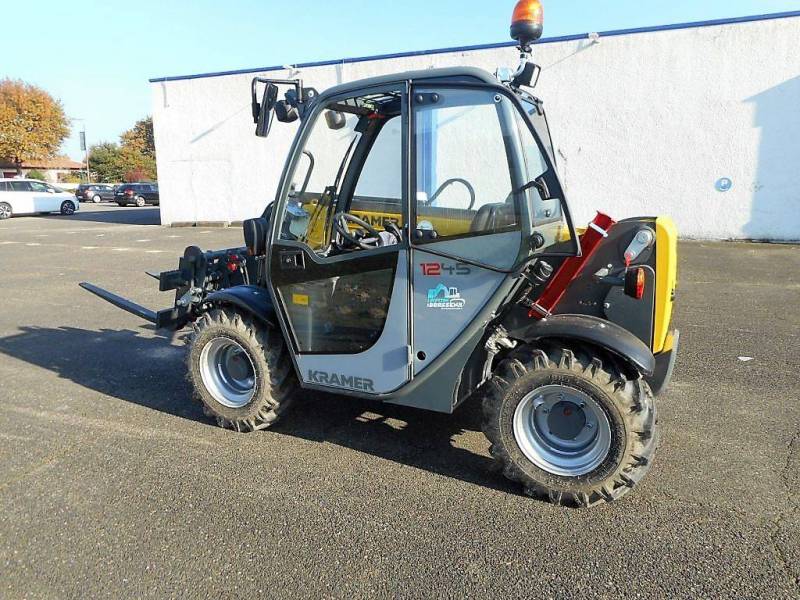 Où louer un mini élévateur proche de Mimizan ?